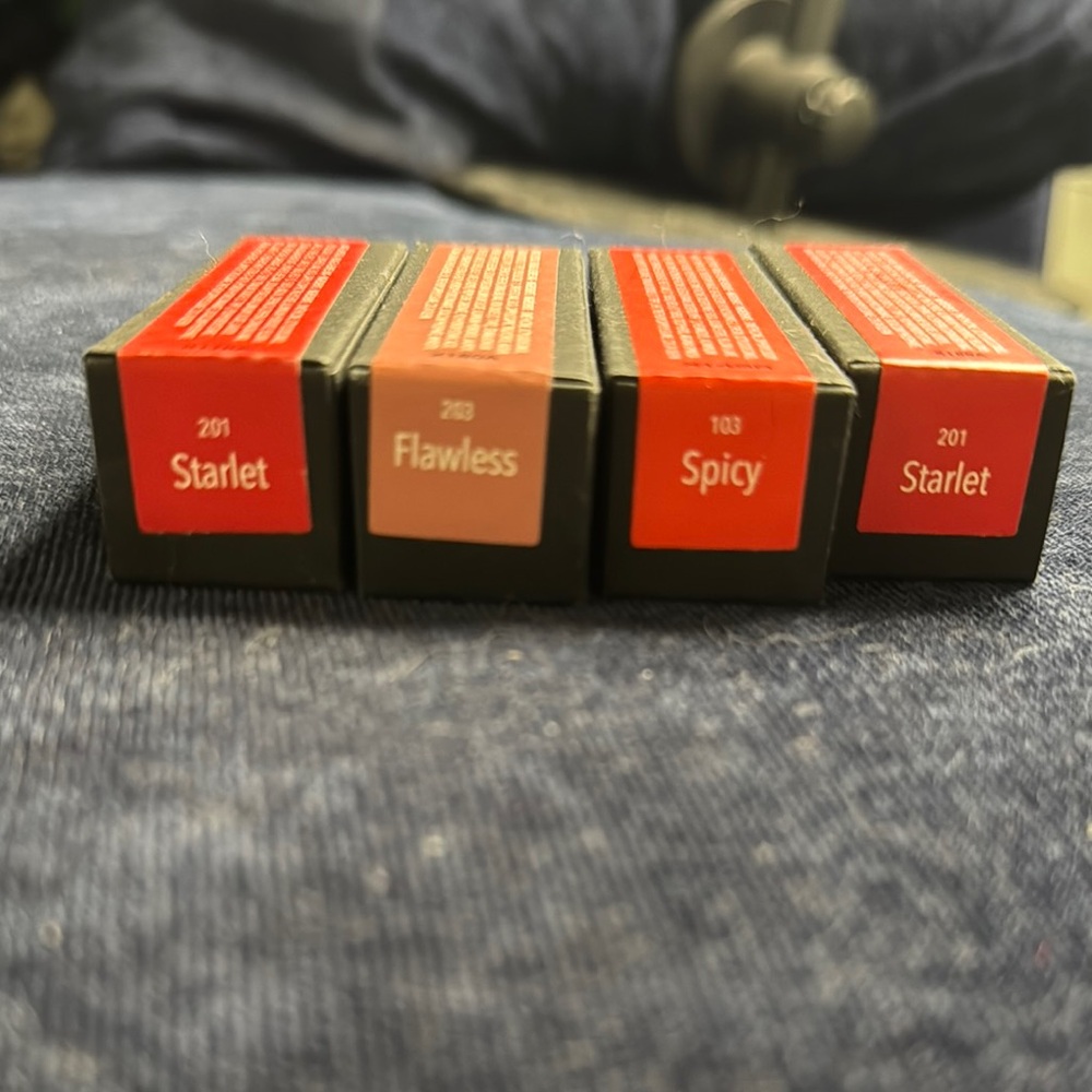 Red and Pink Lipstick Set